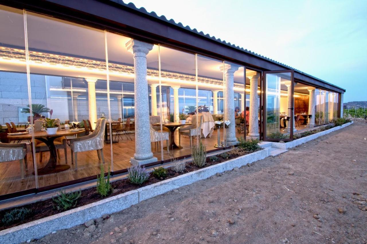 Hotel Tierras De Cebreros Bagian luar foto