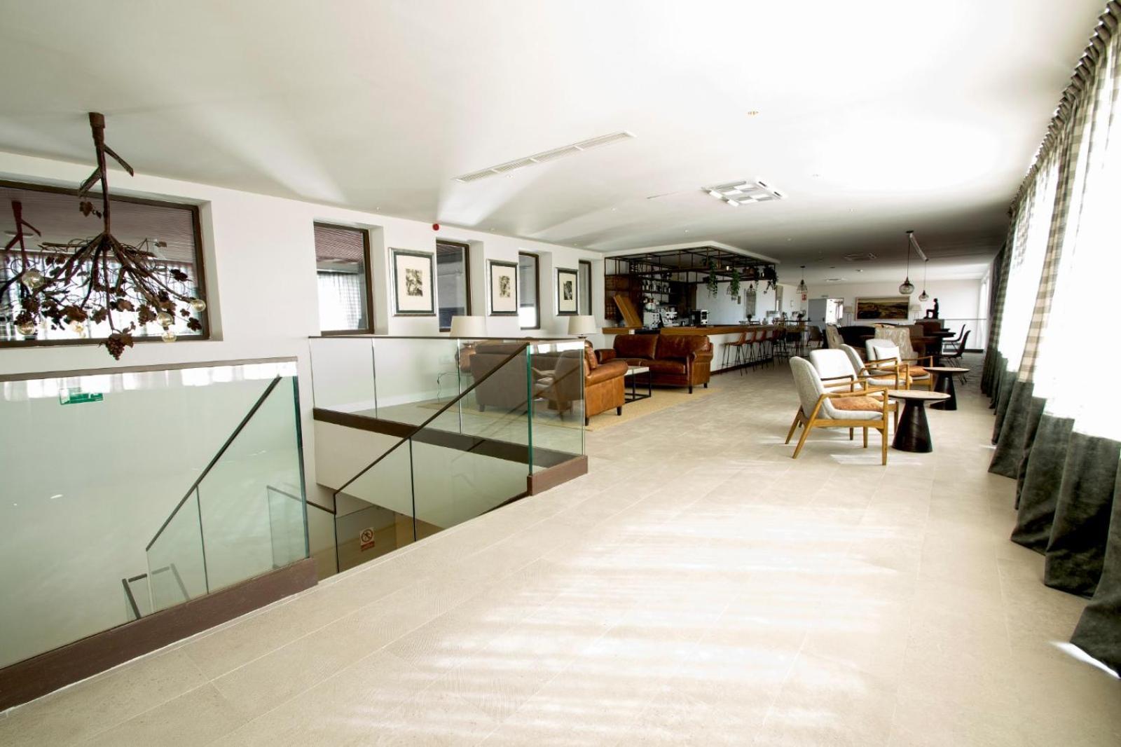 Hotel Tierras De Cebreros Bagian luar foto